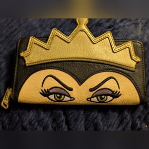 Disney Loungefly Evil Queen Wallet